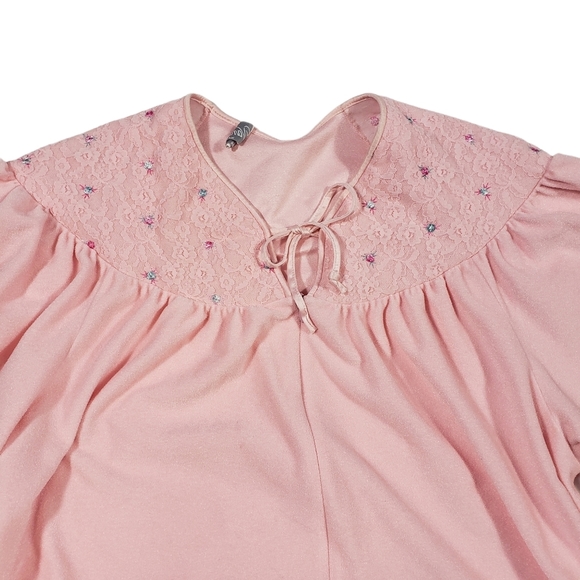 Vintage Vanity Fair Pink Fleece Robe Sz Medium ? Floral Lace Bell Sleeve Zip Up - Picture 6 of 15